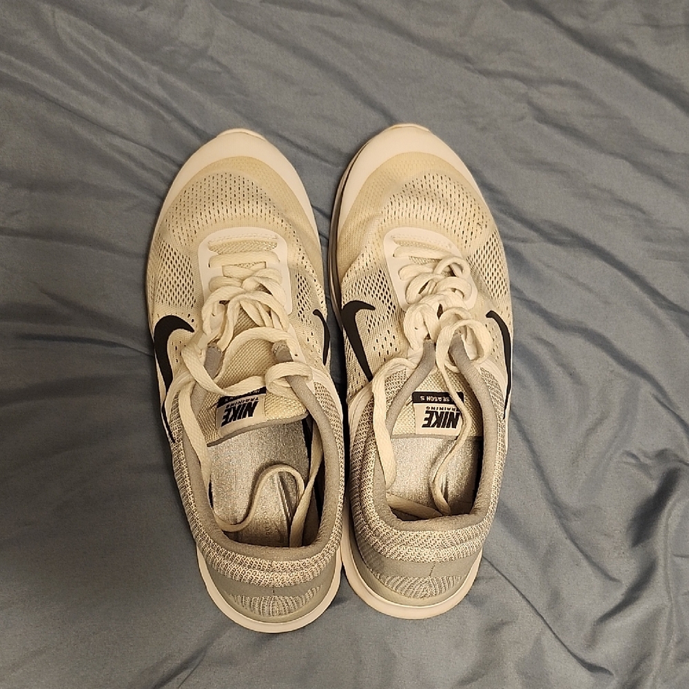 Nike Cream and Black Athletic Sneakers